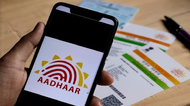 update aadhaar card for free till 14 june as UIDAI offers online updation of Aadhar documents free – Tech news hindi